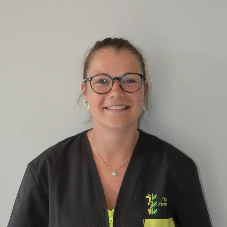 Perrine Bole auxiliaire spécialisée vétérinaire